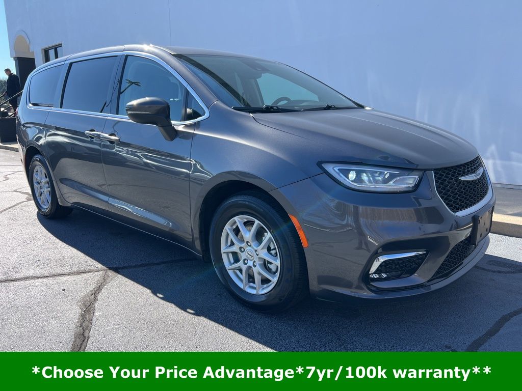 2023 Chrysler Pacifica Touring L