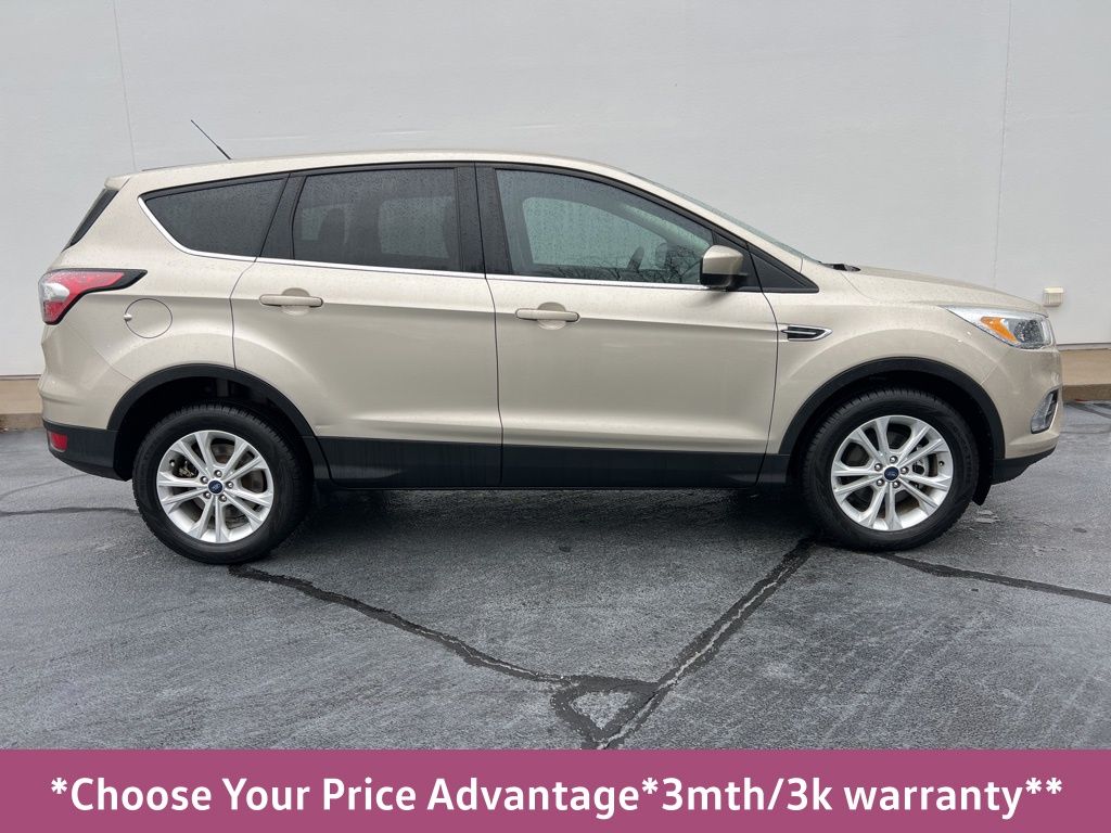 Used 2017 Ford Escape SE with VIN 1FMCU0GD3HUE29398 for sale in Easley, SC