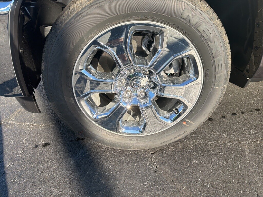 New 2026 Ram 1500 BIG HORN CREW CAB 4X2 5'7 BOX Pickup