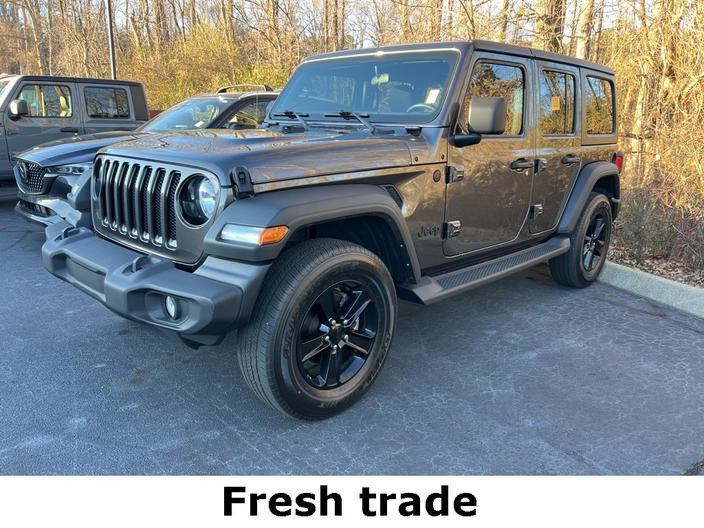 2022 Jeep Wrangler Unlimited Altitude's photo