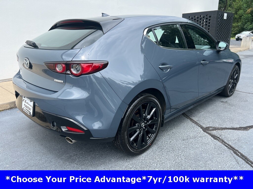 2021 Mazda Mazda3 Premium Hatchback photo 3