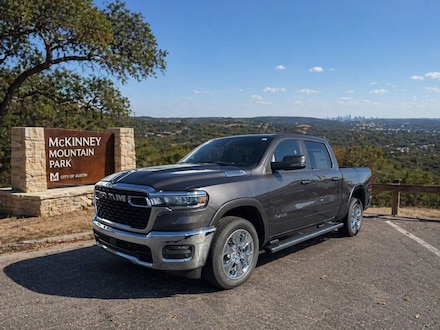 2026 Ram 1500 BIG HORN CREW CAB 4X4 5'7 BOX Pickup