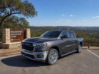 2026 Ram 1500 BIG HORN CREW CAB 4X4 5'7 BOX Pickup