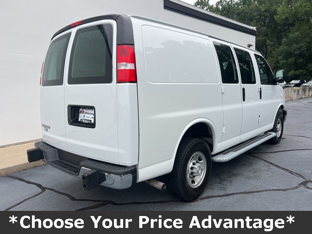 2023 Chevrolet Express 2500 Work Van Cargo photo 2