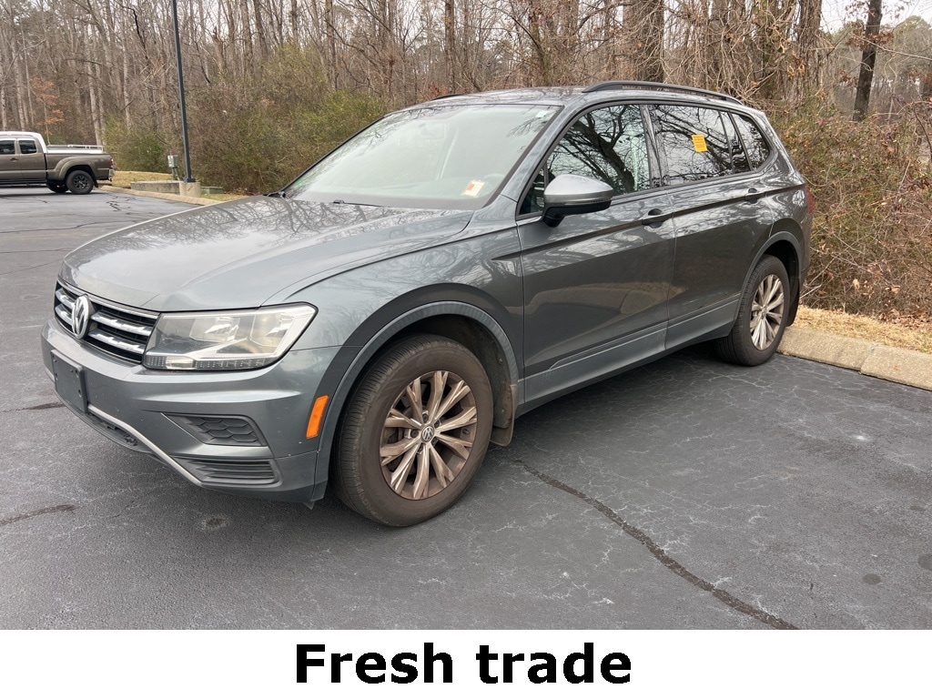 2018 Volkswagen Tiguan S's photo