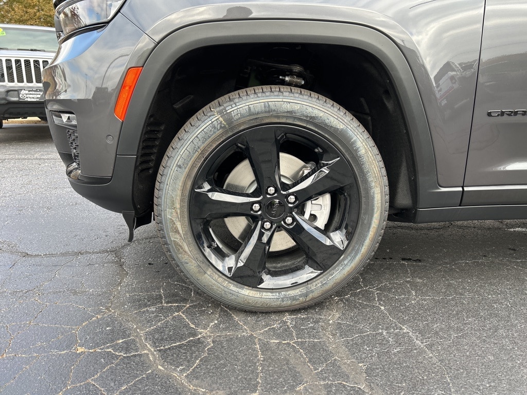 New 2025 Jeep Grand Cherokee L LIMITED 4X4 Sport Utility