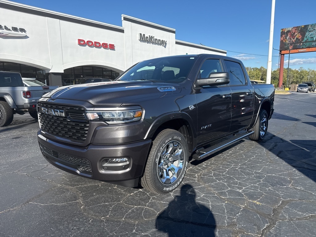 New 2026 Ram 1500 BIG HORN CREW CAB 4X4 5'7 BOX Pickup