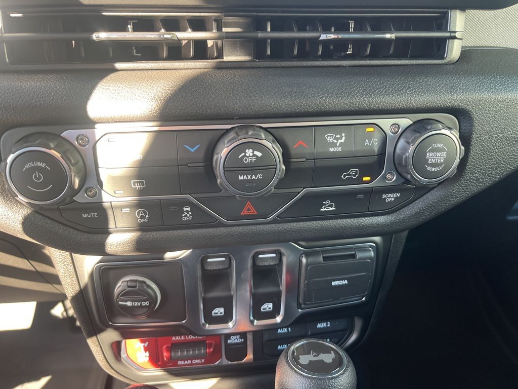 2026 Jeep Wrangler 2-Door Willys - Photo 30
