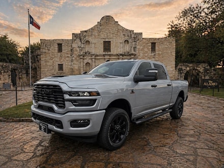 2026 Ram 2500 BLACK EXPRESS CREW CAB 4X4 6'4 BOX Pickup