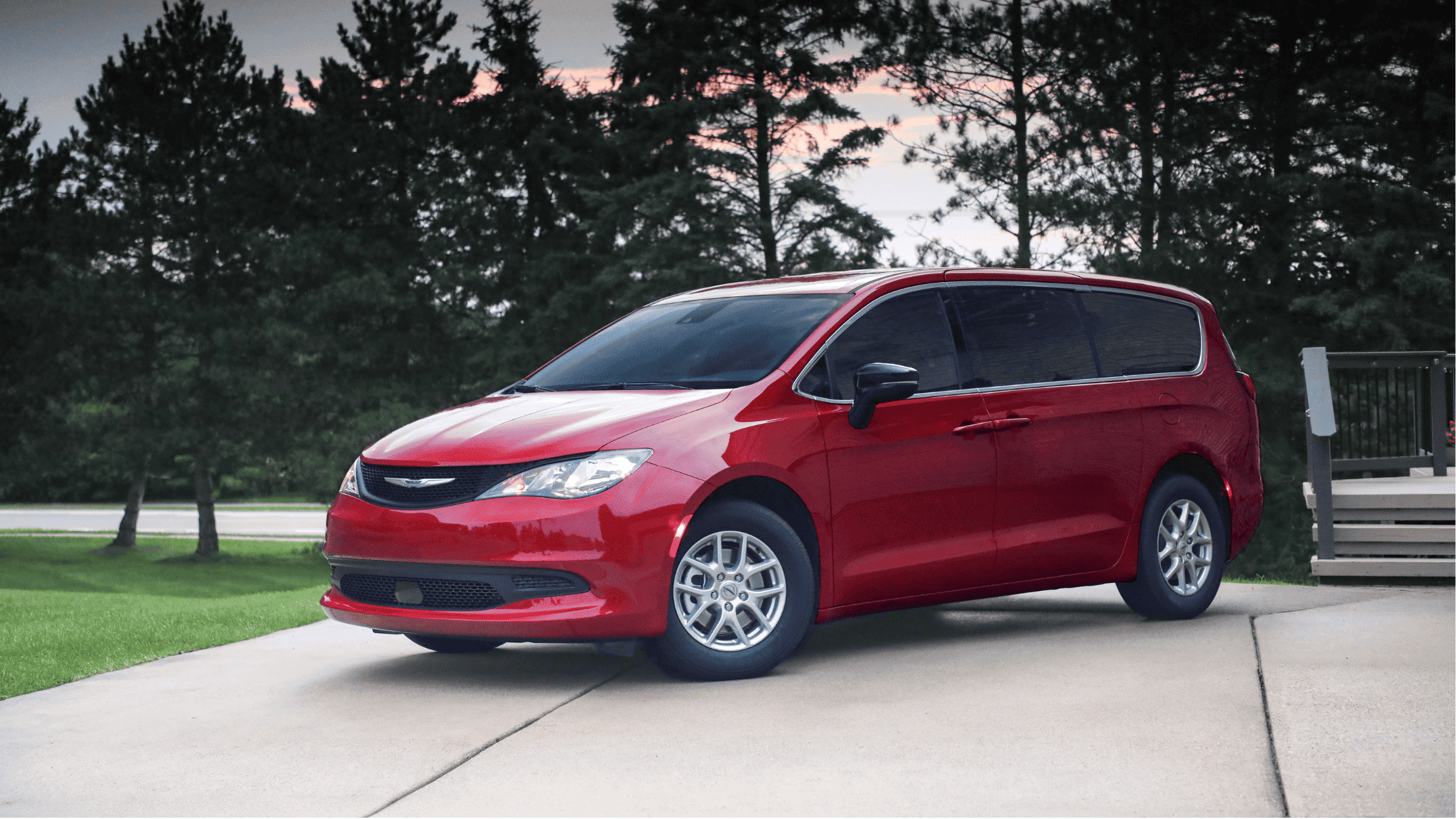 2025%20Chrysler%20Voyager.png