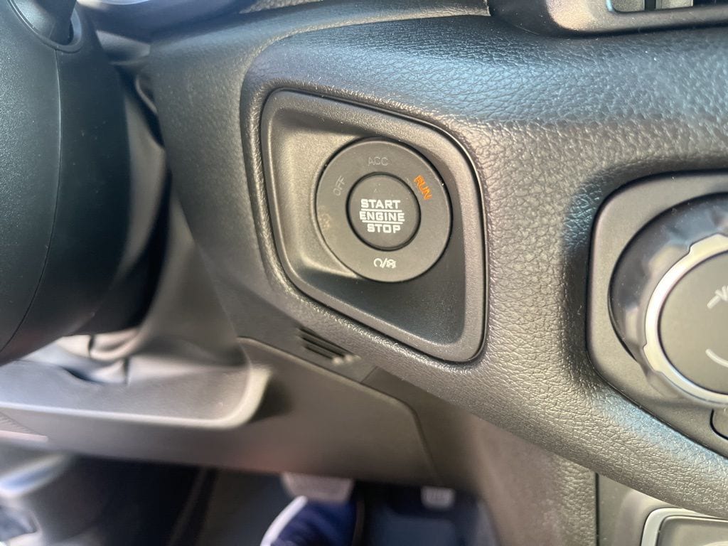 2025 Jeep Wrangler 4-Door Willys - Photo 44
