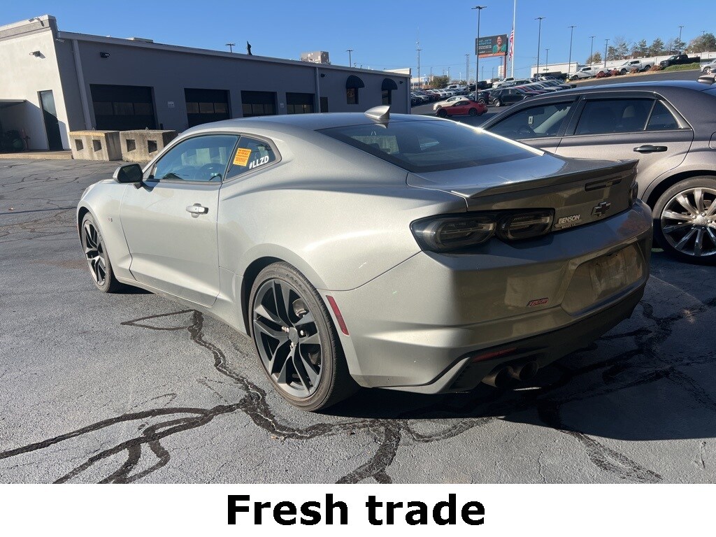 2023 Chevrolet Camaro 2LT 3LT photo 3