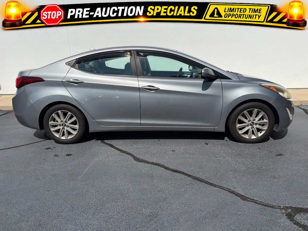 Used 2015 Hyundai Elantra SE with VIN KMHDH4AE4FU352393 for sale in Easley, SC