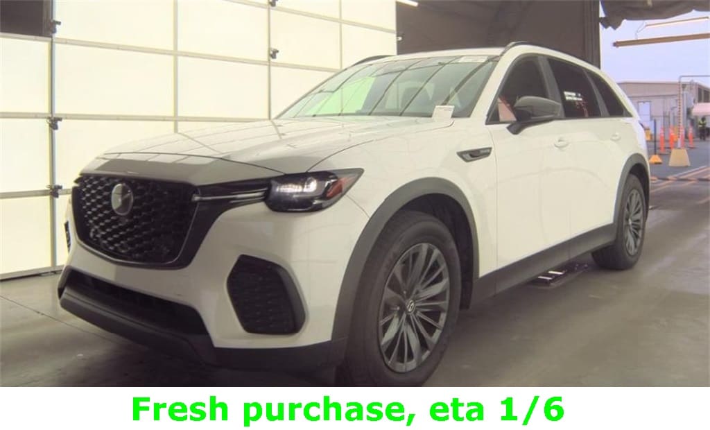 2025 Mazda CX-70 Preferred Package's photo