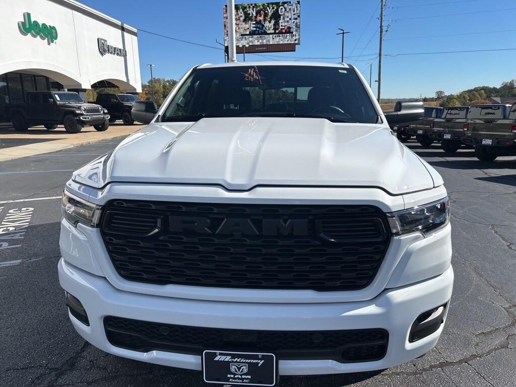 New 2025 Ram 1500 TRADESMAN CREW CAB 4X2 5'7 BOX Pickup