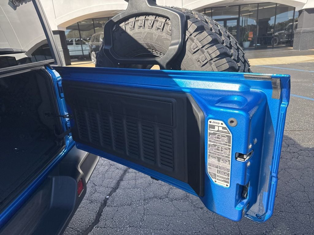 2026 Jeep Wrangler 2-Door Willys - Photo 13