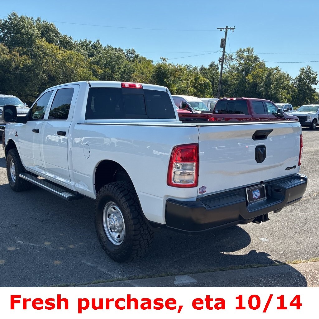 2024 Ram 2500 Tradesman photo 2