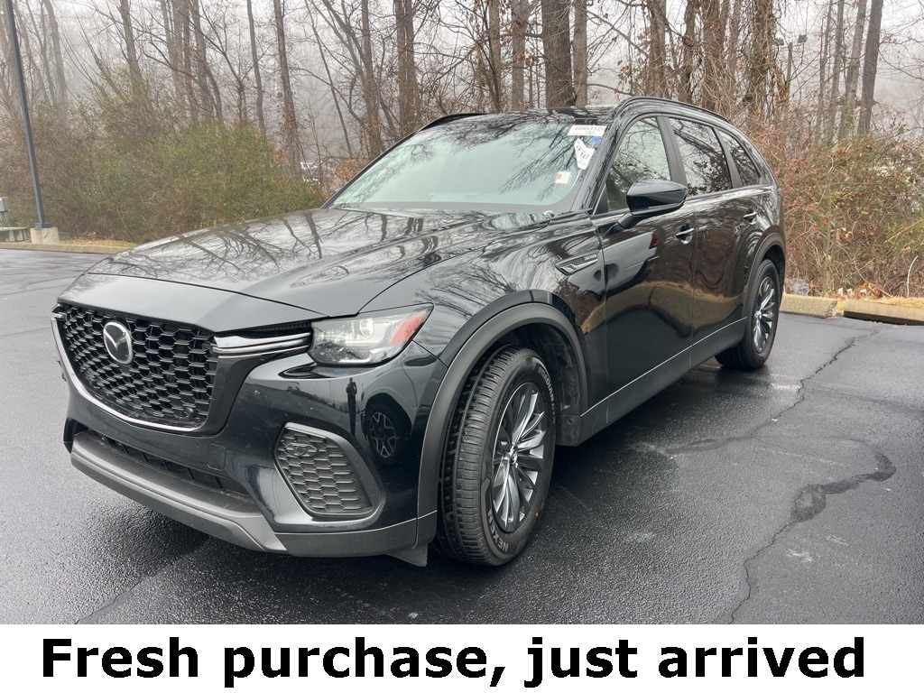 2025 Mazda CX-70 Preferred Package's photo