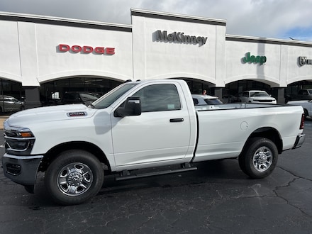 2026 Ram 2500 TRADESMAN REGULAR CAB 4X2 8' BOX Pickup