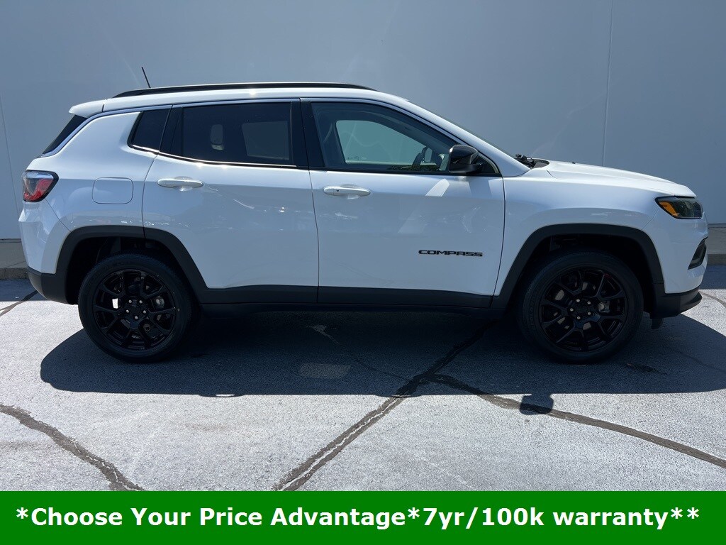Certified 2022 Jeep Compass Latitude Lux with VIN 3C4NJDFB0NT125934 for sale in Easley, SC
