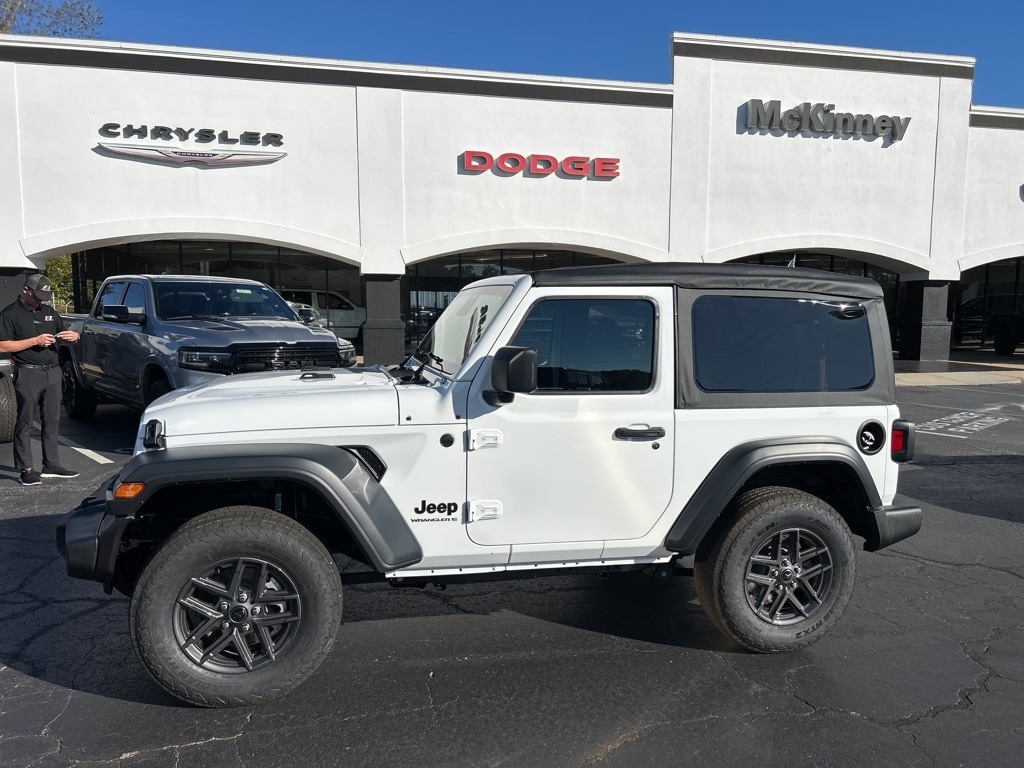 2026 Jeep Wrangler 2-Door Sport S's photo
