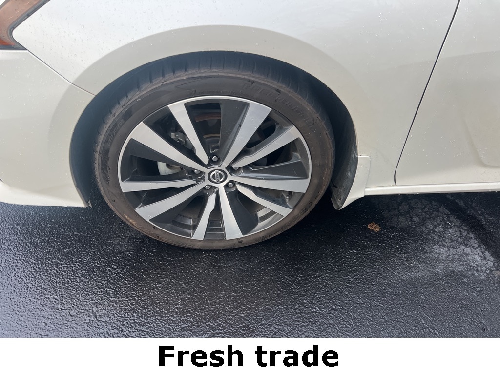 Used 2019 Nissan Altima 2.5 SR Sedan
