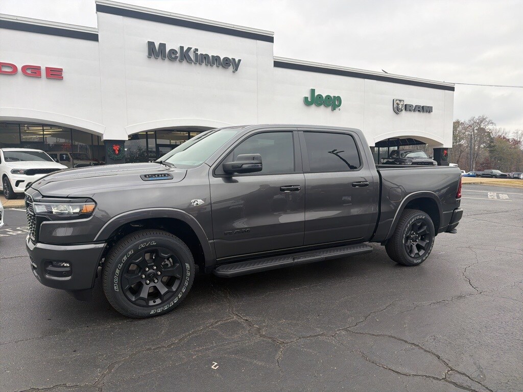 New 2026 Ram 1500 BIG HORN CREW CAB 4X4 5'7 BOX Pickup