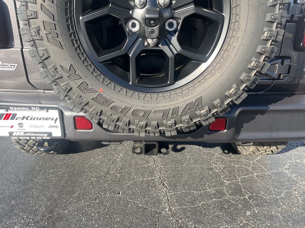 2026 Jeep Wrangler 2-Door Willys - Photo 18