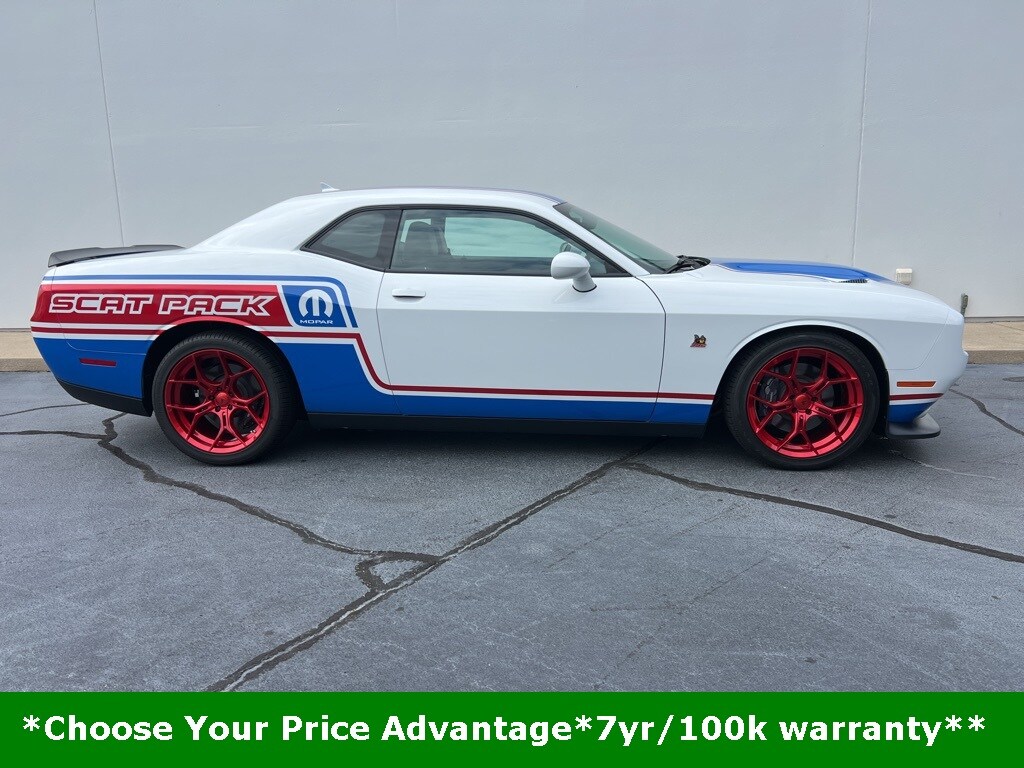 2023 Dodge Challenger R/T Scat Pack photo 2