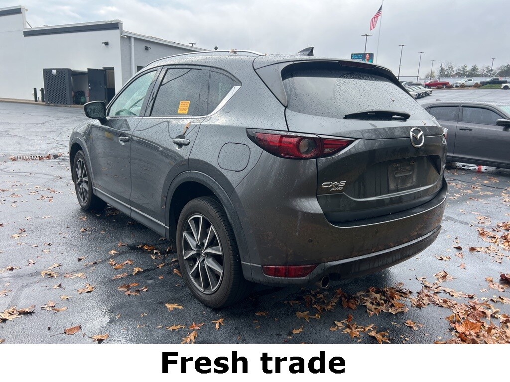 2017 Mazda CX-5 Grand Touring photo 3