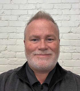 Staff member Chris Kerley from ID_674f9b020117