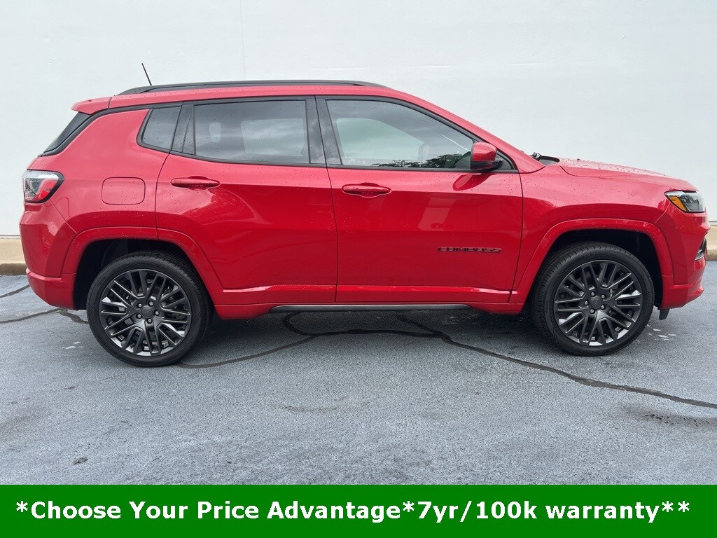 2022 Jeep Compass Limited photo 2