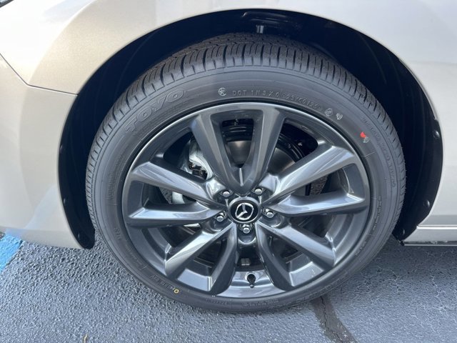 2025 Mazda Mazda3 Hatchback 2.5 s Preferred photo 4