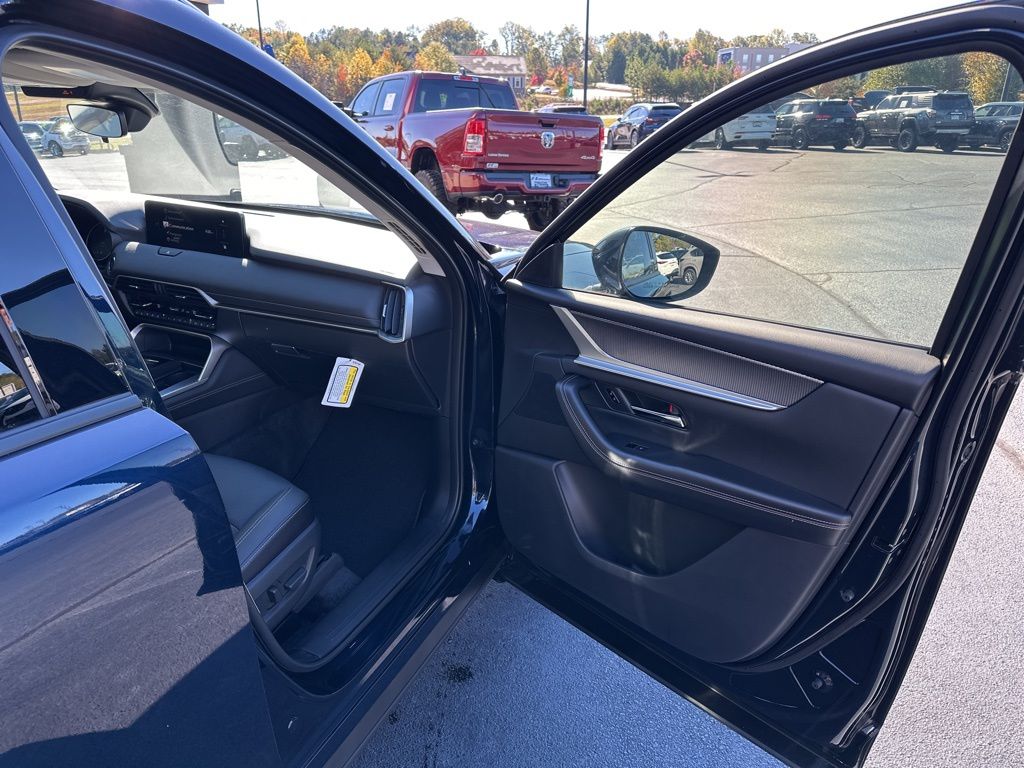 2026 Mazda CX-90 Preferred Package - Photo 10