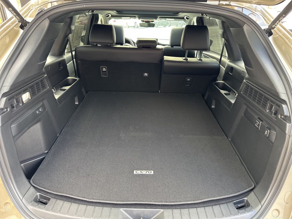 2026 Mazda CX-70 Premium Plus Package - Photo 23