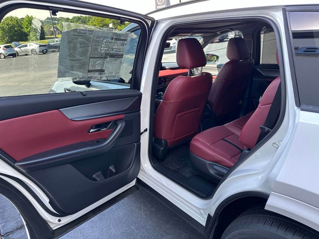 2026 Mazda CX-70 Premium Package - Photo 22