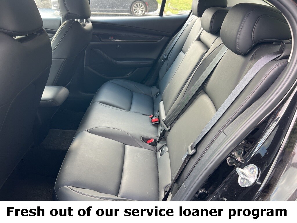 2025 Mazda Mazda3 2.5 Select Sport photo 4