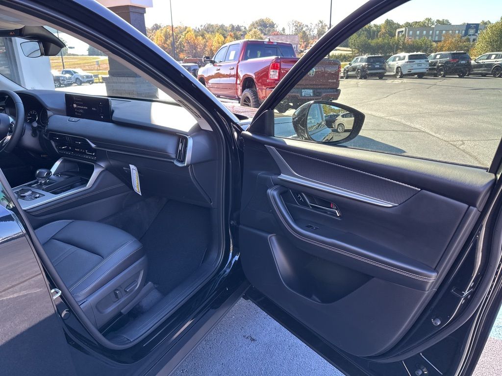 2026 Mazda CX-90 Preferred Package - Photo 10