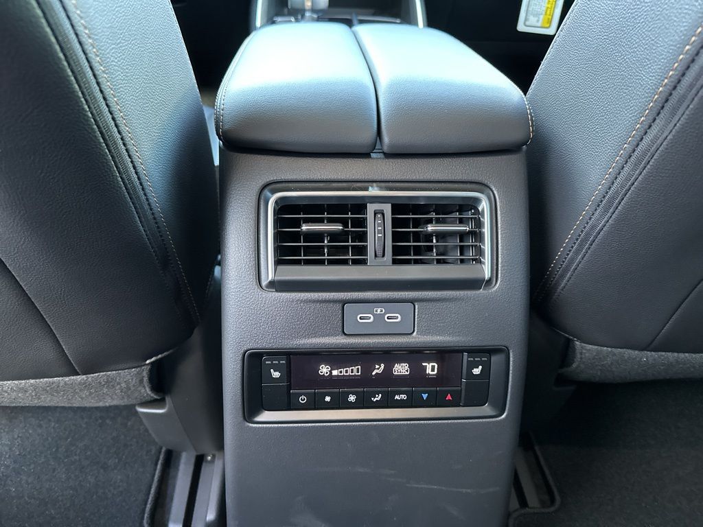 2026 Mazda CX-90 Preferred Package - Photo 27