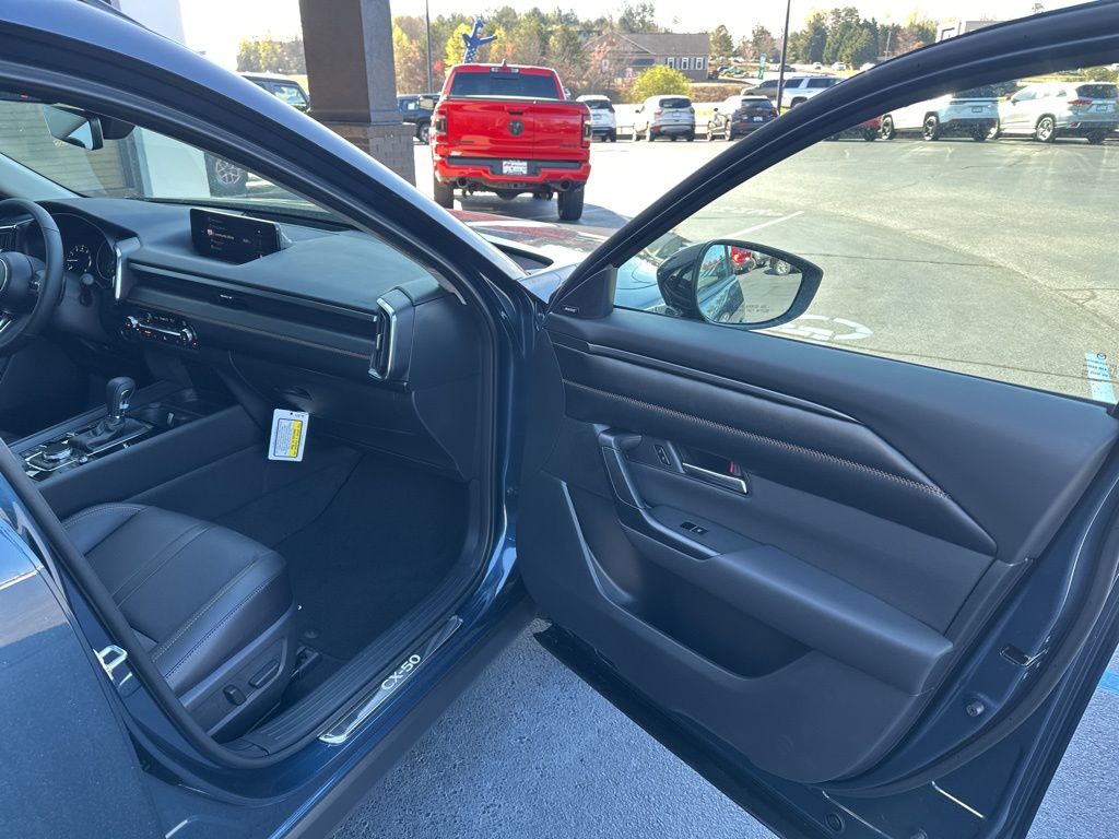 2026 Mazda CX-50 Premium Plus - Photo 13