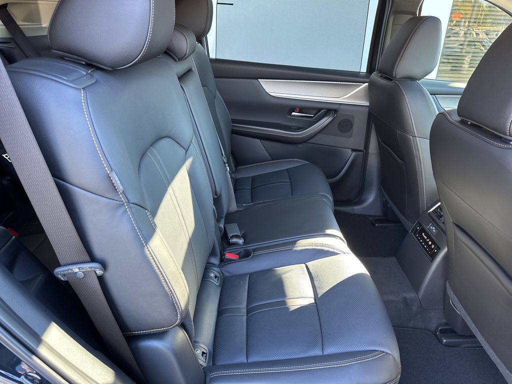 2026 Mazda CX-90 Preferred Package - Photo 17