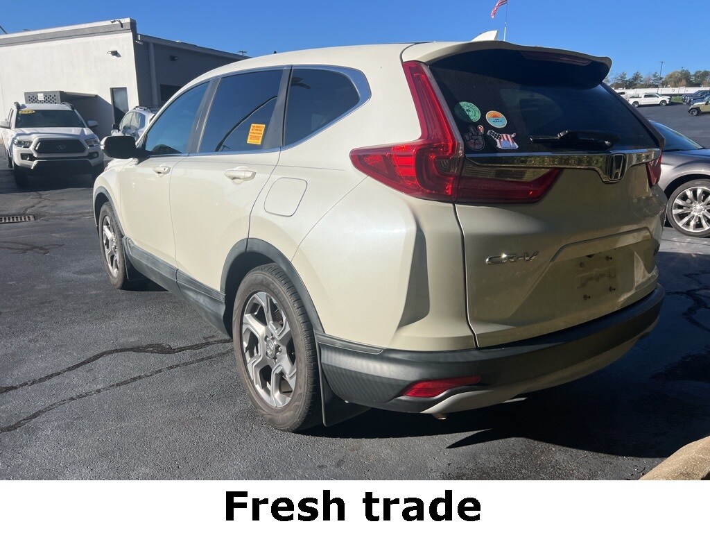 2017 Honda CR-V EX-L photo 3