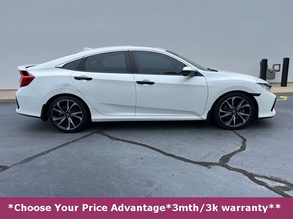 2018 Honda Civic Si photo 2