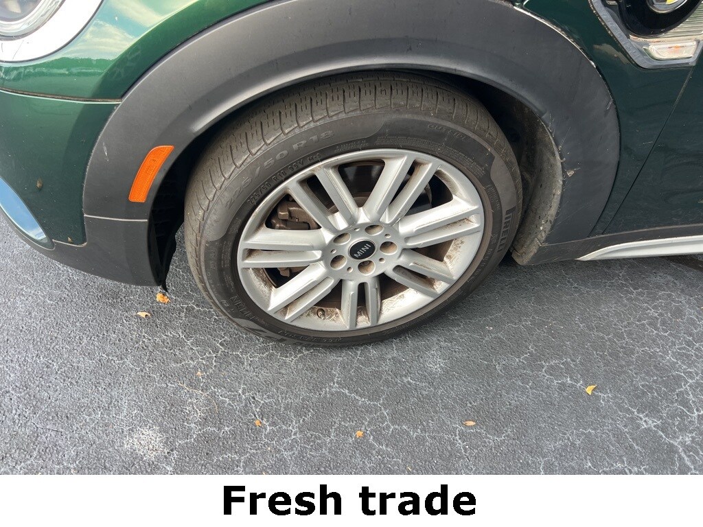 2019 Mini Cooper S E photo 2