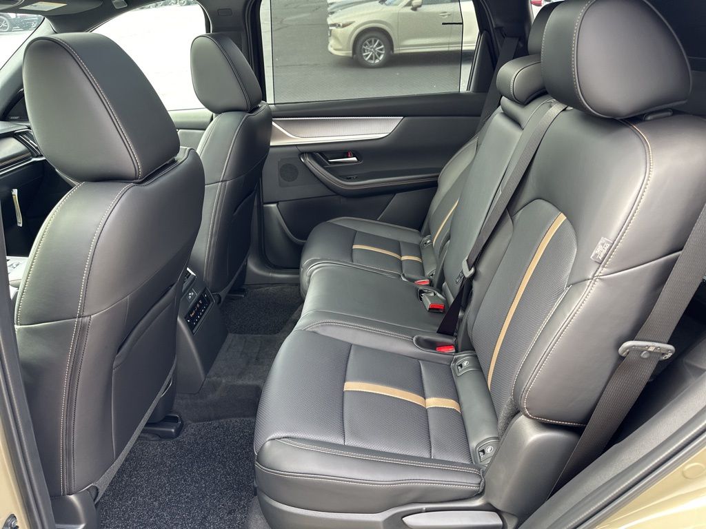 2026 Mazda CX-70 Premium Plus Package - Photo 27