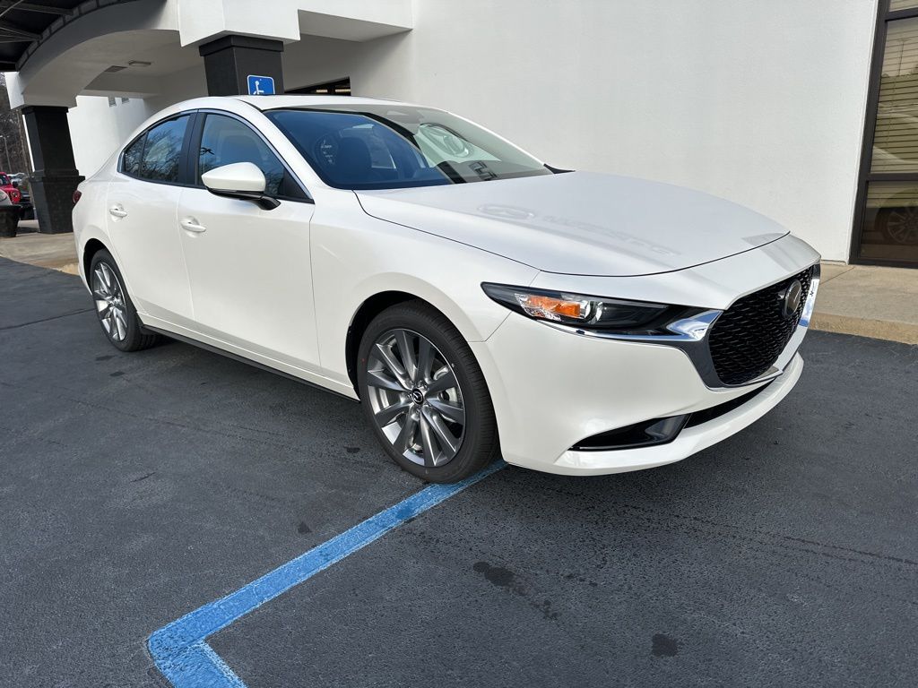 ‪ෆ ̖́-‬M ページ New 2026 Mazda Mazda3 Sedan near Greenville in Easley SC