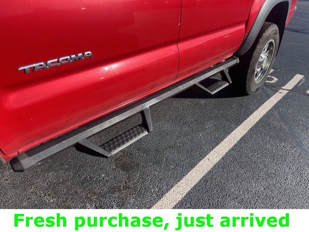 2014 Toyota Tacoma PreRunner photo 3