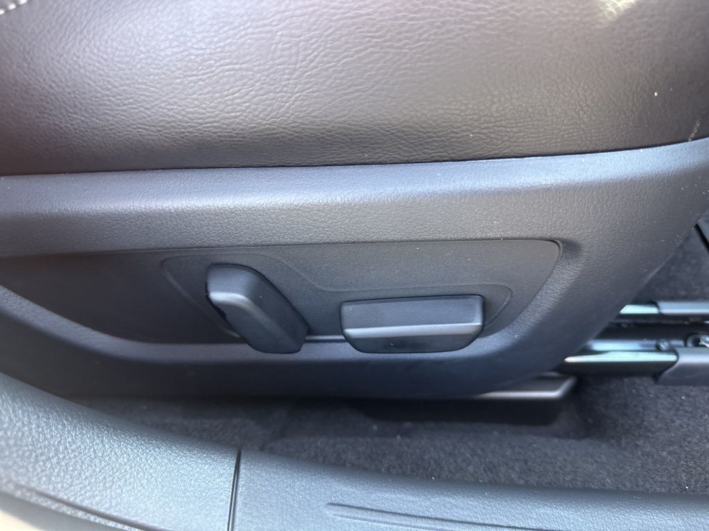 2026 Mazda CX-50 Turbo - Photo 17