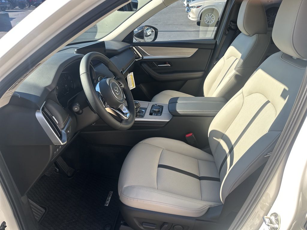 2026 Mazda CX-90 Premium Package - Photo 37