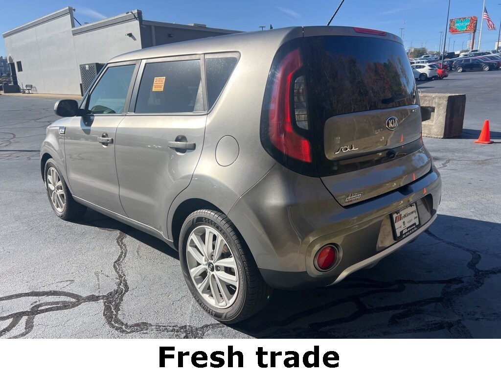 2018 Kia Soul Plus photo 2